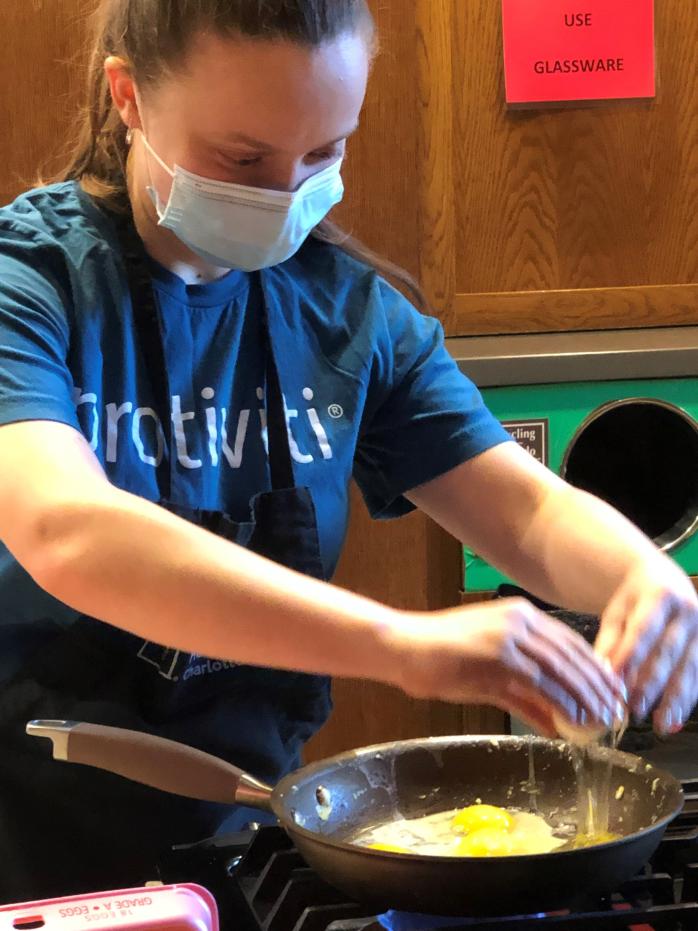 PRO Employee I On Hunger Volunteer